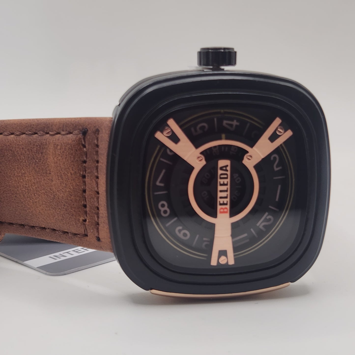 "Belleda Luxury Watch - Premium Quality aur Stylish Design! 🔥